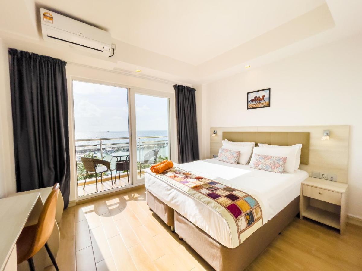 Hotel Icom Marina Sea View Maafushi Exterior foto