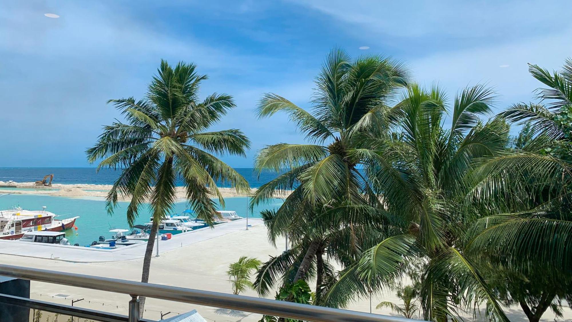 Hotel Icom Marina Sea View Maafushi Exterior foto